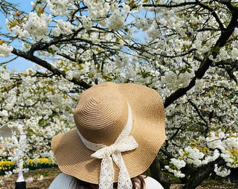 Summer, Sun, Beach  Hat, Stylish, comfortable hat for sunny days.