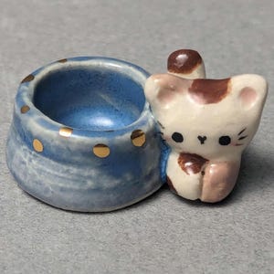 Handmade Ceramic Cat Sculpture with Gold Lustre Mini Pot
