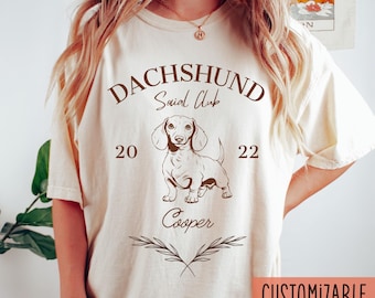 Customizable Dachshund T-Shirt, Gift for Dachshund Owners, Comfort Colors Shirt with Dog Motif, Dachshund Fan Shirt, Dog Lover Shirt