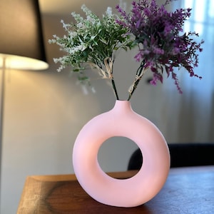 Kyklos - Donut Decor Vase in Rose, Unique gift, Vase for dried flowers, Interior Design Object, Modern Home Improvement, Elegant Home Decor