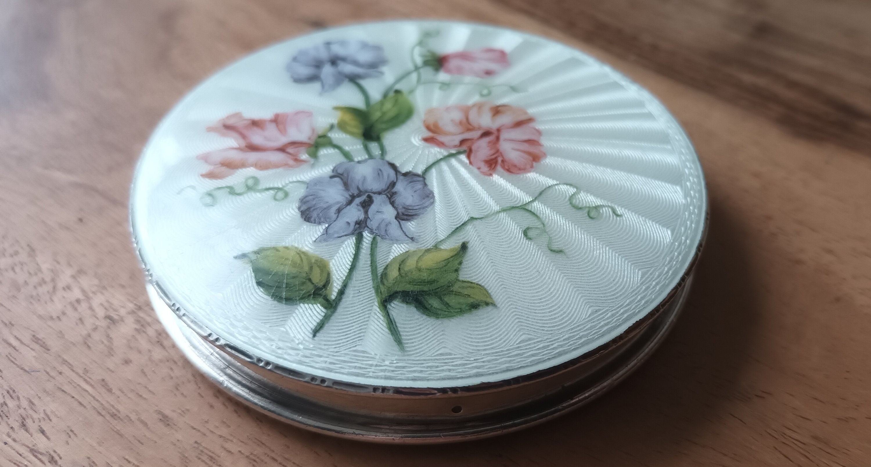 British Hallmarked Silver And Guilloche Powder Sweet Pea Compact By Barker Ellis Co 1967 Birthday, Christmas, Valentines Or Anniversary Gift