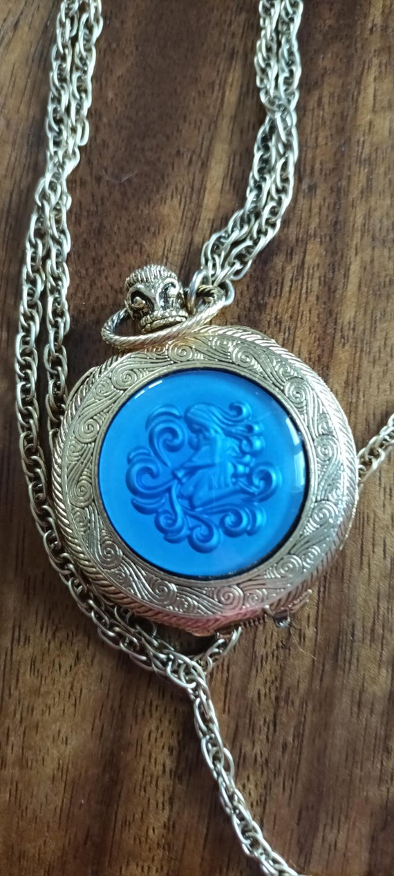 Vintage Max Factor Aquarius Perfume Compact: Etch… - image 2