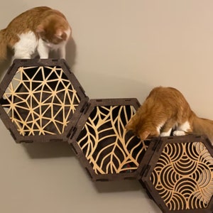 Honeycomb Cat Shelf Set - Modern Wall-Mounted Hexagon Furniture for Cats - Decorative Grid Cat Perch