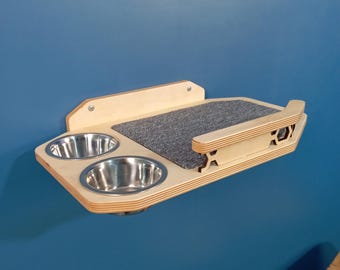 Wall-Mounted Cat Shelf with Bowls: Elevated Pet Feeder