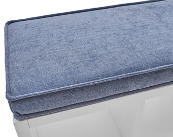 Almofadas personalizadas para assentos internos com 7,6 cm de espessura.