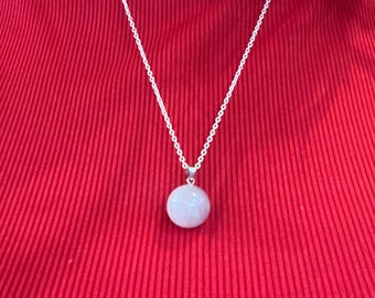 Colgante de esfera de kunzita pequeña - Enganche de plata 925