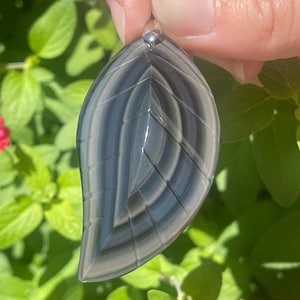 Colgante de pluma de obsidiana de ojo celestial - Pluma celestial