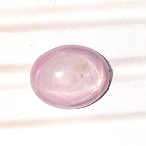 Rubí estrella ovalado cabujón de calidad AAA, 6 rayos, rubí estrella natural de 39,80 quilates, 22x18x7 mm, procedente de Chanthaburi, Tailandia.