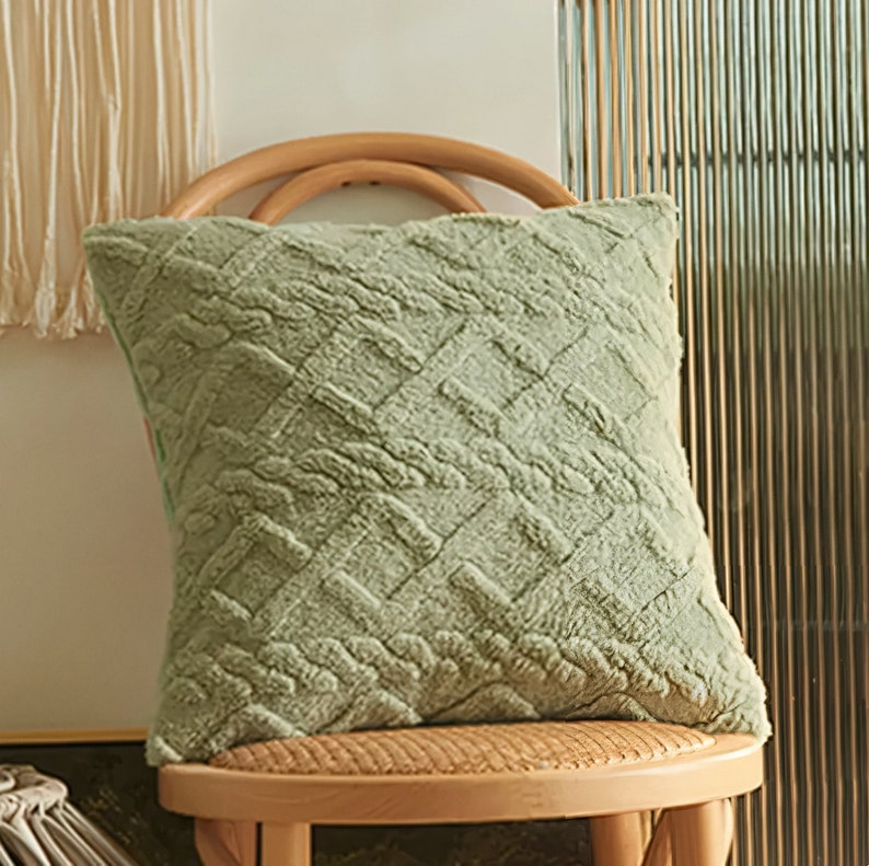 Kuscheliger Strickkissenbezug: Handgefertigter Komfort für Ihre Wohnkultur Kaufen Sie jetzt einzigartige texturierte Kissen Bild 4