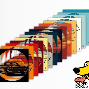 Puede incluir: Un conjunto de 14 l&aacute;minas de papel para maquetas superpuestas que representan un coche de m&uacute;sculo vintage. Las l&aacute;minas est&aacute;n numeradas del 1 al 14 y est&aacute;n dispuestas en forma de abanico. El coche est&aacute; representado en un esquema de colores negro y naranja con un interior blanco. El modelo est&aacute; dise&ntilde;ado para ser ensamblado cortando y doblando el papel.