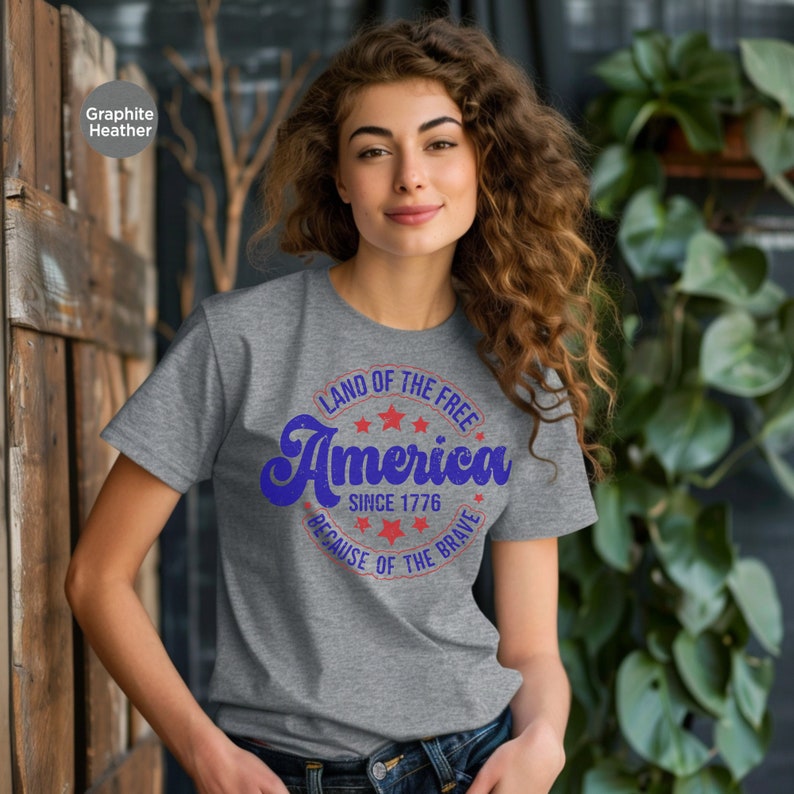 USA Patriotic Tshirt Land of the Free Since 1776 Retro America Tee