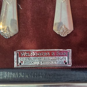 Antique - WM Rogers & Son - International Silver - Guild-Cadence Silverplate Flatware Set - 26 pieces