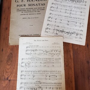 Vintage - Set mit 3 Teiligen Notenblättern