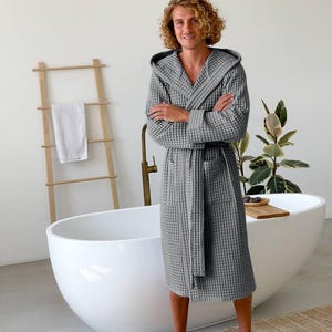 Bata de lino con efecto gofre para hombre / Bata de lino unisex / Bata de baño con efecto gofre para hombre / Ropa de estar por casa para hombre