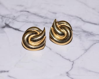 Vintage Gold Tone Swirl Design Clip On Earrings