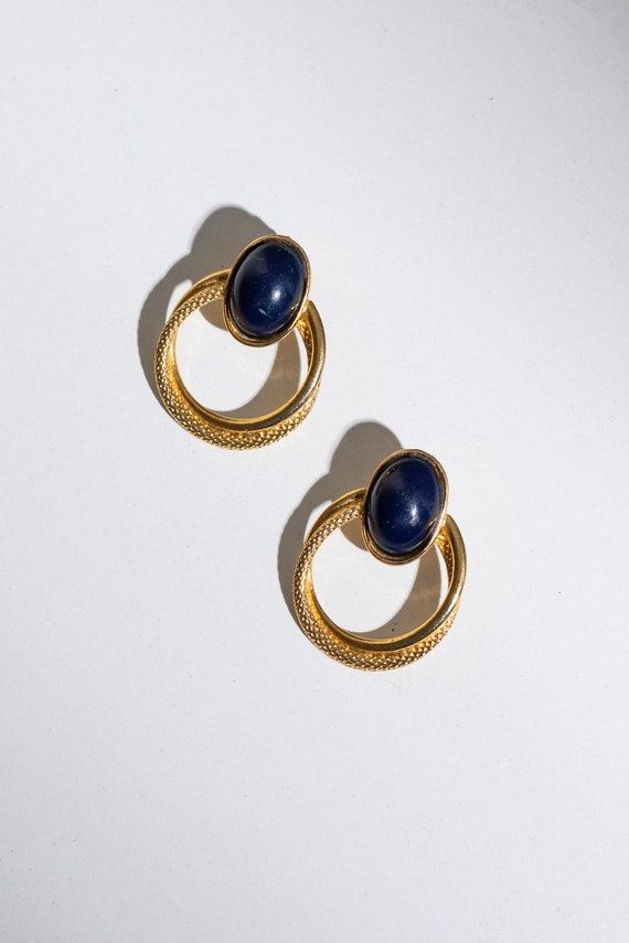 Vintage Gold Toned Circle Earrings with Navy Facet