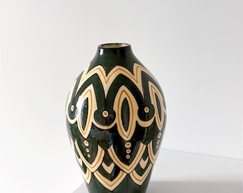 Original Karlsruhe Majolika Vase (c.1920–1930)
