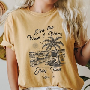 Christelijk shirt, comfortabele kleuren, oceaan, strandt-shirt, Faith-T-shirt, bijbelvers, de wind en golven gehoorzamen hem, strand, branding, cadeau, Jesus Apparel