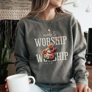 Comfort Colors Sweatshirt Made to WorshipGod is Good Sweatshirt, Boho Christian Crewneck for Women, Comfort Colors Bible Verse Tee Church T
