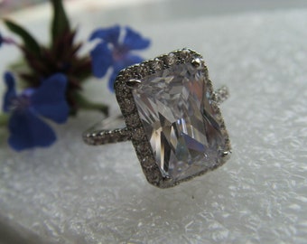 Art-Deco design 4.4Ct Rectangular CZ White Sapphire Bling Ring, be a Queen, New Shop, Low price, free postage