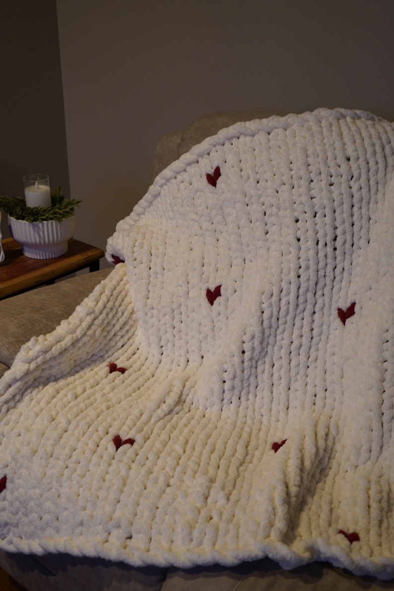 Heart Chunky Yarn, Chunky Yarn Blanket, Chenille, Soft Yarn, Warm