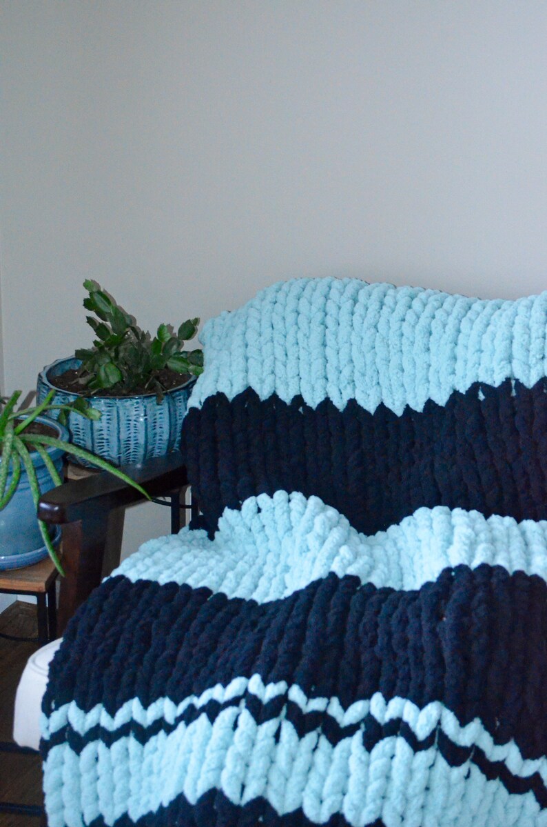 Stripped Chunky Yarn, Chunky Yarn Blanket, Chenille, Soft Yarn, Warm