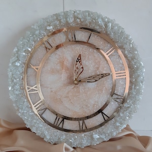 Resin wall clock Resin art clock Standard size Modern wall art handmade white beige and gold Unique home decor Wedding gift Custom clock