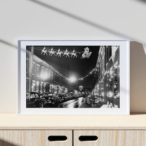Décoration de rue de Noël, impression de photographie de Noël, affiche de Noël, impression photo noir et blanc, impression style de vie, impression photo de qualité musée