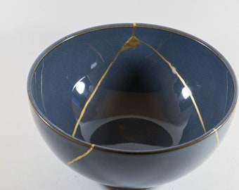 Bol en Kintsugi traditionnel bleu violet (14,5 cm x 7 cm)