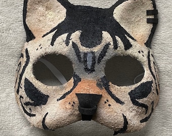 patterned cat mask
