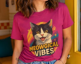 Camiseta de gato esmoquin, camiseta suave de gatita vaca, regalo para amantes de los felinos con estilo felino.