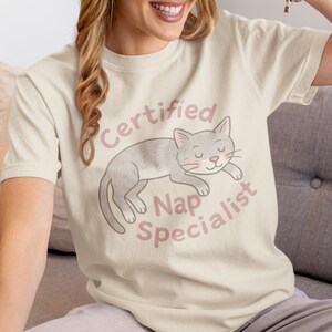 Certified Nap Specialist Shirt – Comfort Colors Cat Tee, Cozy Cat Lover Gift