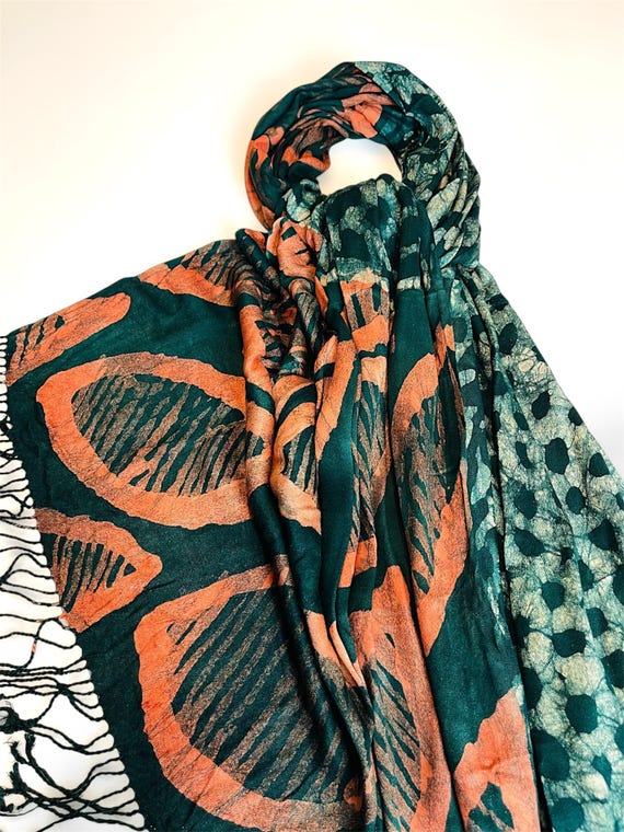 Handmade Batik Scarf: Colorful African Hand Print Cotton  display picture 2