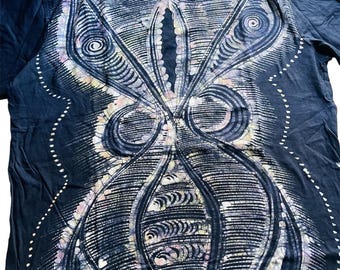 vintage Tee× African Batik Remake tunic vintage Tee × African Batik Remake tunic