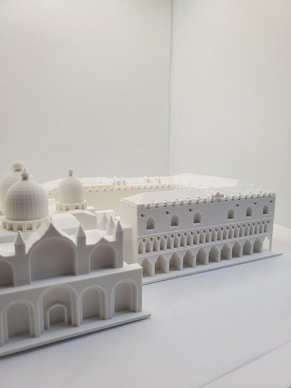 St Mark's Basilica and Palazzo Ducale Model - Venice Italy Landmark, Paintable Architectural Replica, Perfect for Decor or Gifts - Souvenir