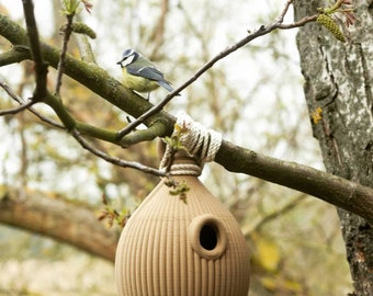 3D-gedrucktes, umweltfreundliches Vogelhaus – modernes hängendes Vogelhaus für den Garten und den Außenbereich