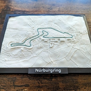 Model racebaan Nürburgring – cadeau Formule 1-racebaan – uniek motorsportcadeau – kantoorinrichting – cadeau Nurburgring-memorabilia
