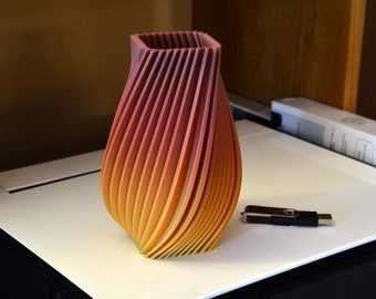 Sunset Gradient Vase – Einzigartige bunte 3D-gedruckte Vase für moderne Wohn- und Bürodekoration