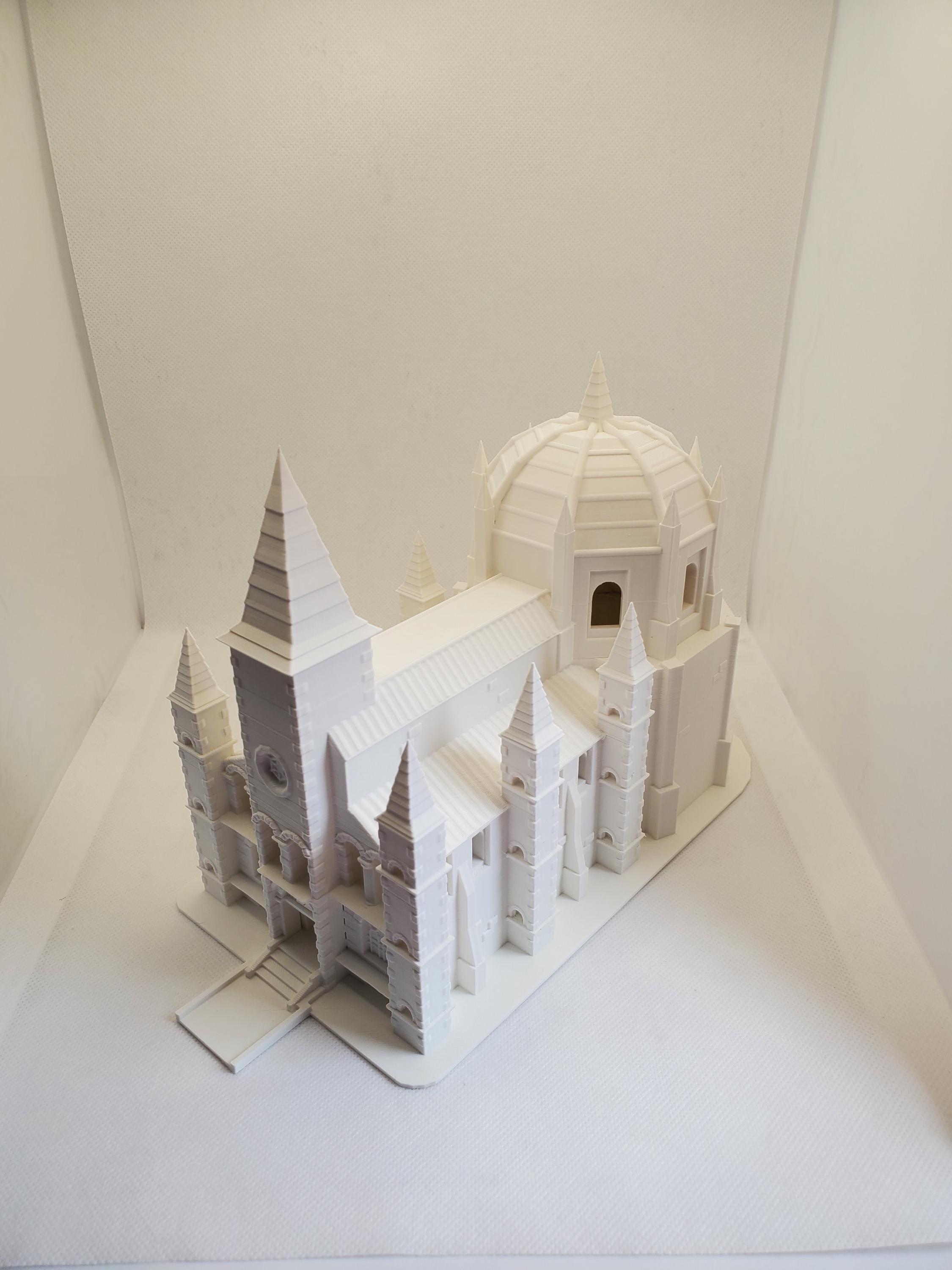Paintable Temple of Time Model - Perfect for Fans and Collectors
