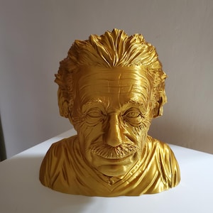 Albert Einstein Bust in Gold Finish, Detailed 3D Model Sculpture, Scientist Home Decor, Office Desk Art, Iconic Genius Figure Statue