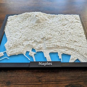 Mappa topografica di Napoli - Mappa dettagliata della città in rilievo da parete - Souvenir unico di Napoli, Italia - Regalo di viaggio, arredamento per la casa, souvenir di Napoli, Italia
