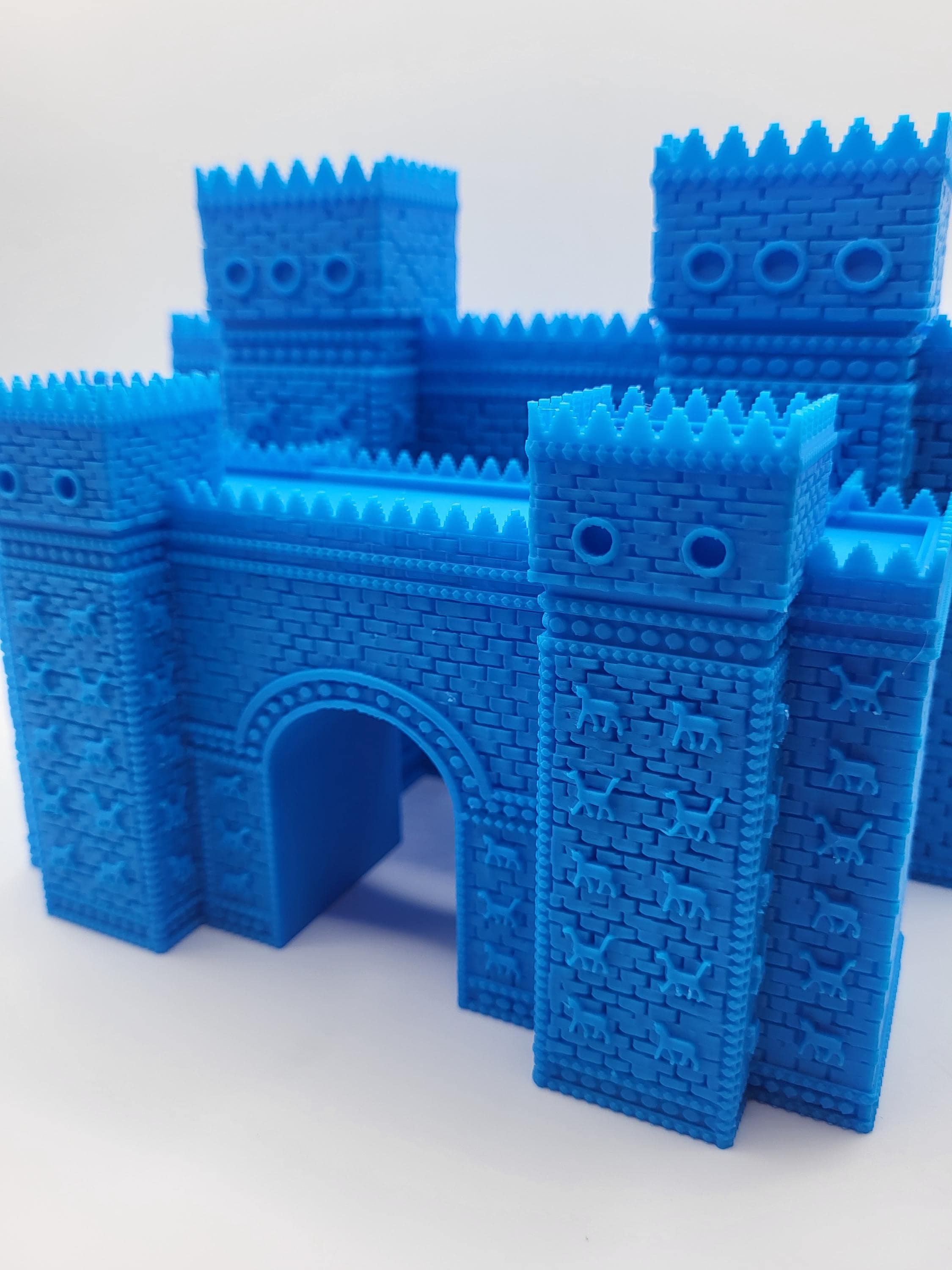 Ishtar Gate Model, Ancient Babylon Landmark, Mesopotamian