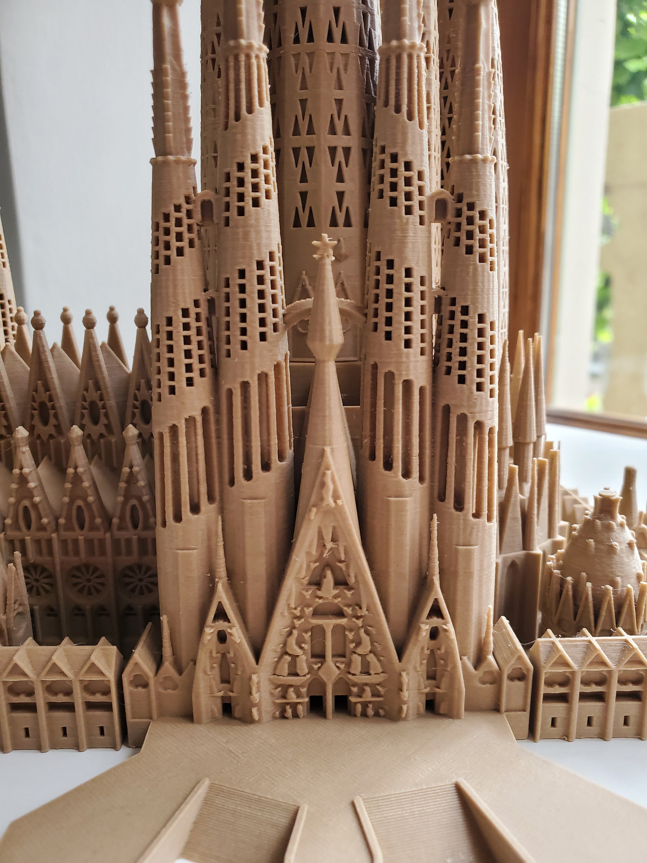 大きなサグラダ ファミリア、バルセロナのランドマーク モデル、建築的