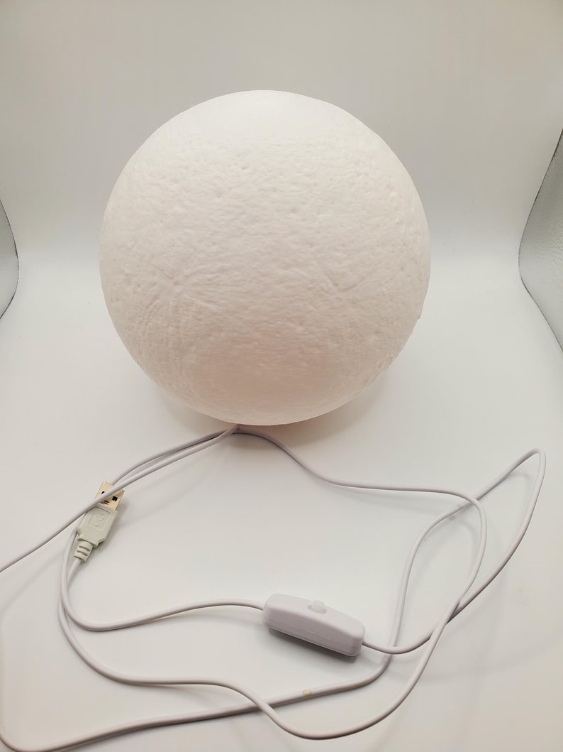 Moon Lamp, Realistic Lunar Surface Night Light, USB Powered LED Moon ...