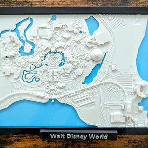 Carte 3D Disney World Magic Kingdom - Modèle de paysage détaillé, cadeau pour amoureux de Disney, décoration d'intérieur unique, oeuvre d'art faite main, objet de collection pour parc à thème
