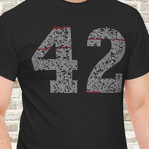 Camiseta épica de Douglas Adams 42 H2G2, regalo para un fan de Adams, camiseta de la Guía del autoestopista, regalo personal, camiseta &quot;Life Universe Everything Answer&quot;, no te asustes.