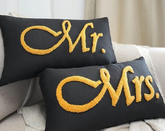 Mr Mrs Punch Needle Kissen, Gold Stickerei, Hochzeitsgeschenk