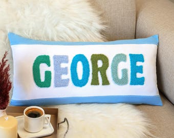 Almohada con nombre de bebé bordada con aguja perforadora, decoración de lino para guardería