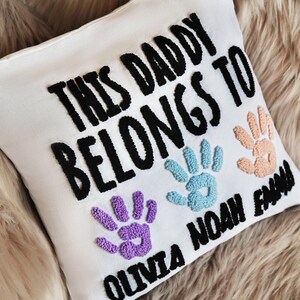 Almohada bordada personalizada para el Día del Padre, almohada con nombre impreso a mano, regalo para papá, regalo para abuelo, regalo de un niño, regalo divertido para el Día del Padre.