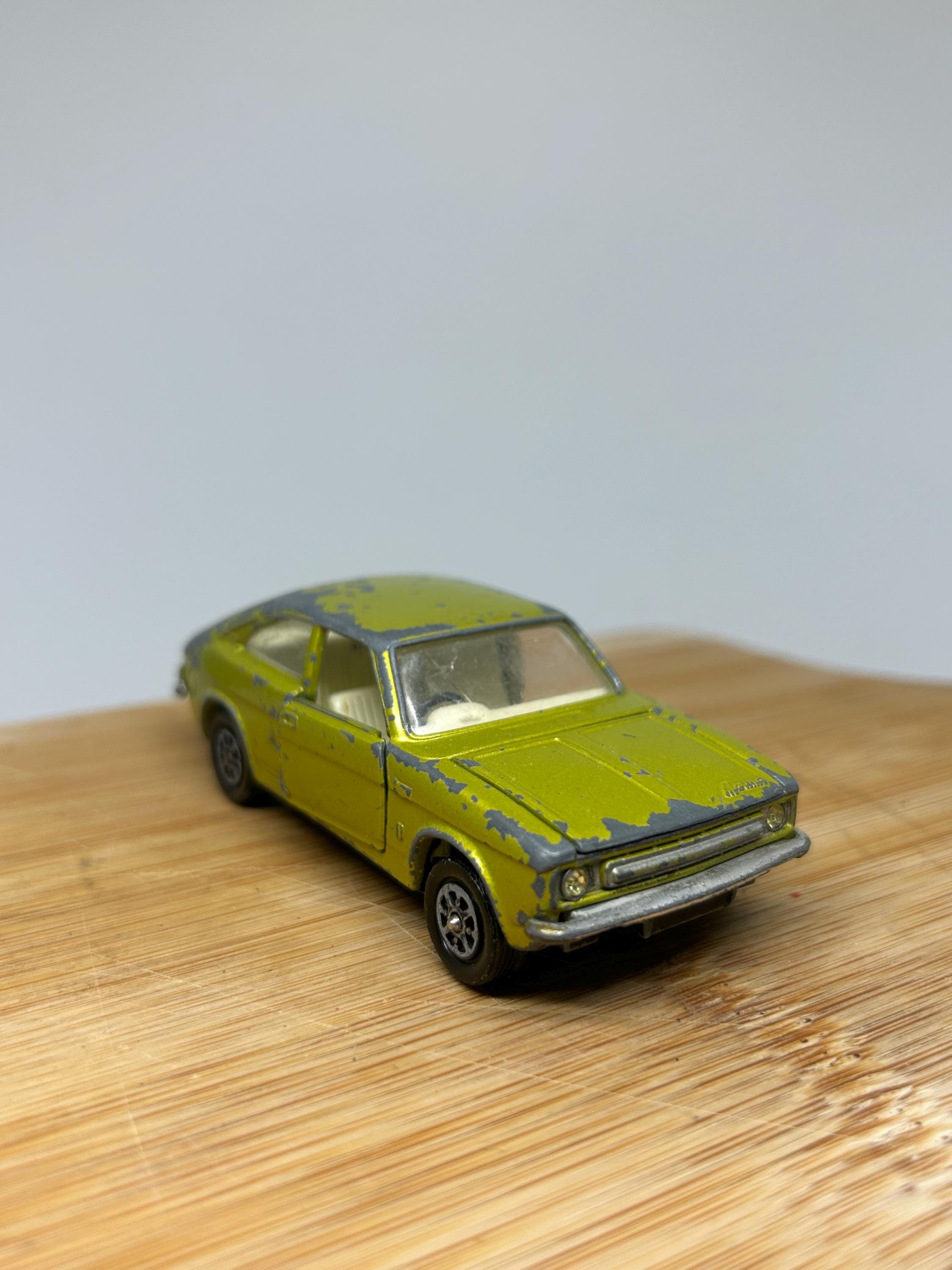 Vintage Corgi Toys Whizzwheels Morris Marina 1.8 Coupe Mazak Die